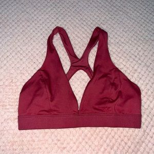 Alo Show Stopper Sports Bra
